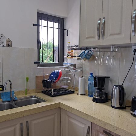 New Chic Apartment Flic En Flac ภายนอก รูปภาพ